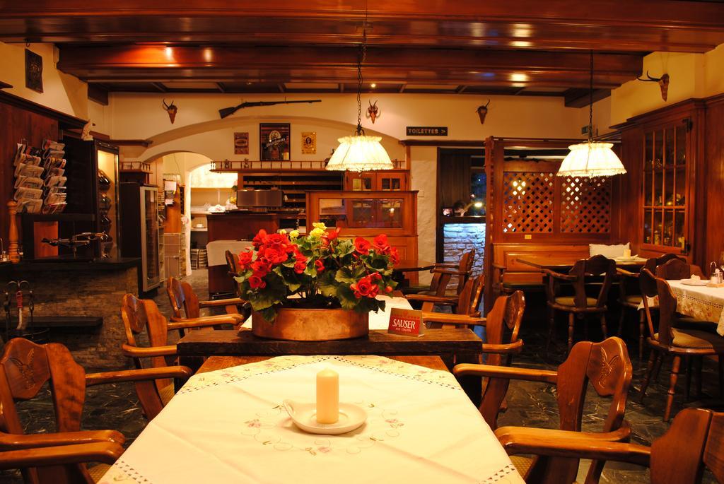 Alpen Chalet 坎德施泰格 外观 照片